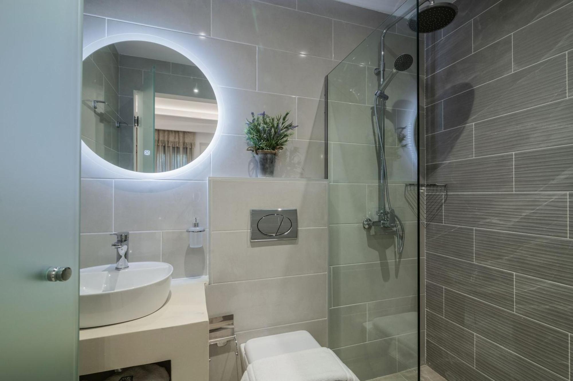Suncourt Lux Rooms Laganas Værelse billede